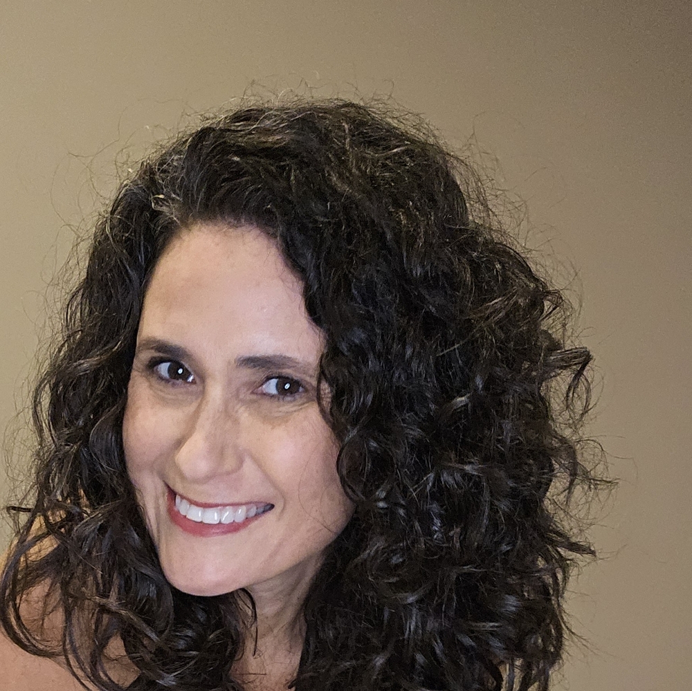 Meet your Posher, Monica